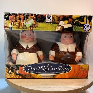 Vintage Publix Pilgrim Pair Salt and Pepper Shakers Limited Edition 2003 NEW